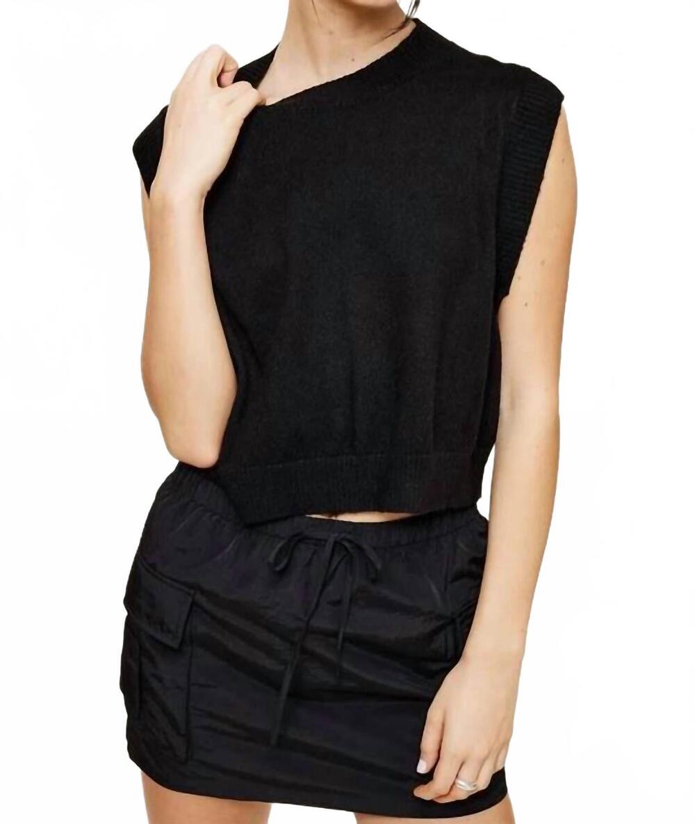 NEW MIMOSA solid knit sweater vest in black